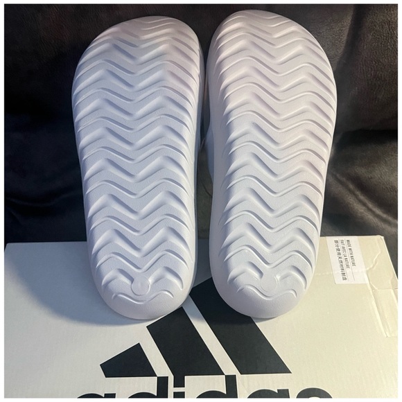 Adidas •  Unisex Eco Adicane Slide Sandals • Dash Grey - Picture 8 of 9